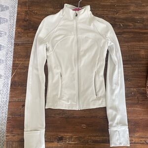 Lululemon Cropped Define Jacket Size 0 - Color Bone